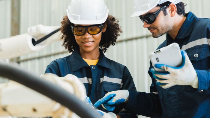 Maintenance Management: Pengertian, Manfaat, Implementasinya